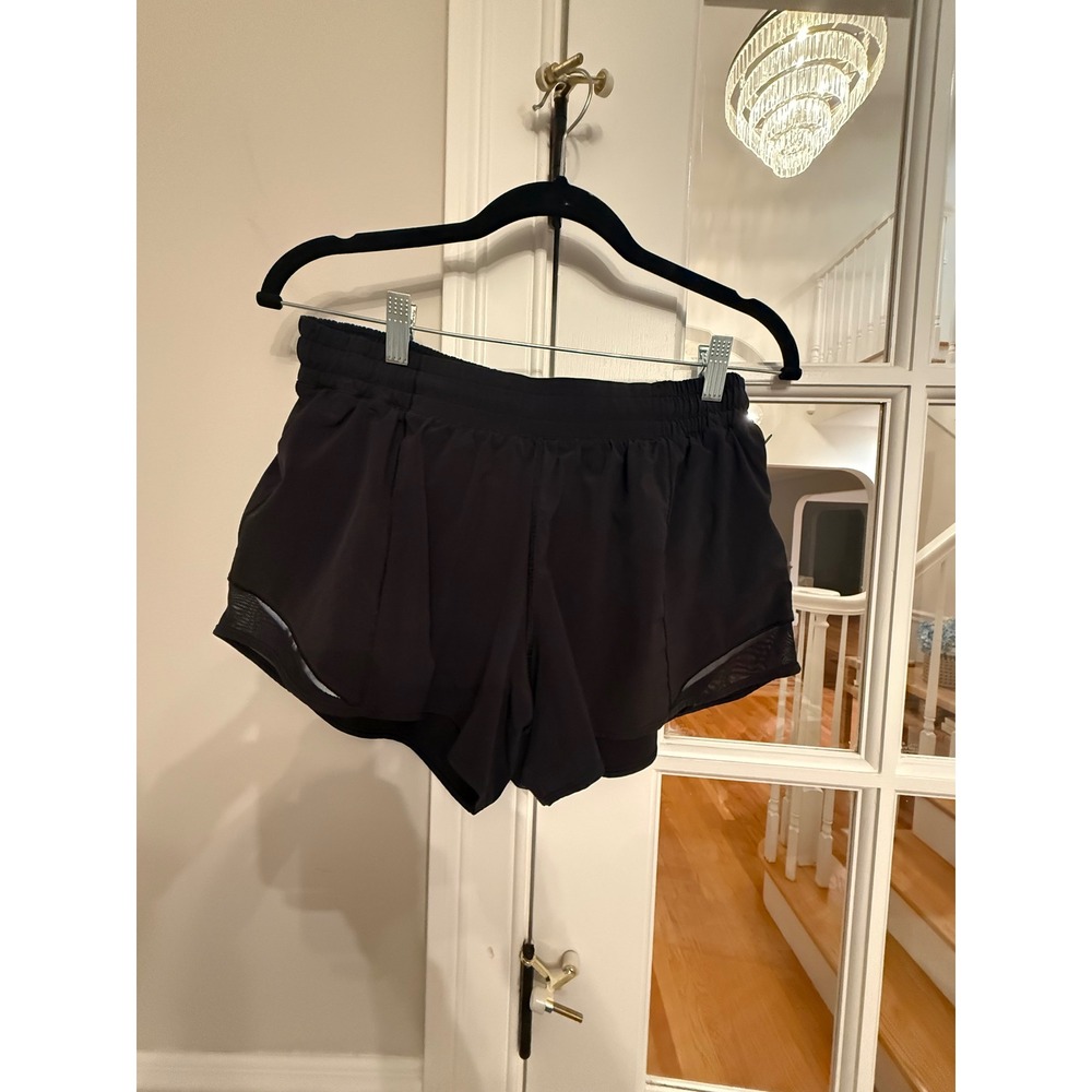 Lululemon Hotty Hot High Rise Lined Shorts 4 Black Running Women Size 10